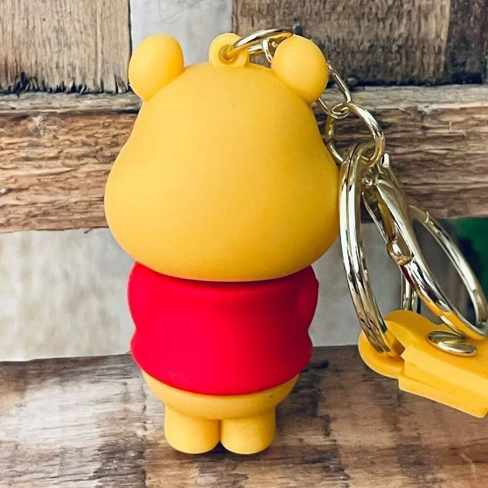 NWT Disney Winnie the Pooh with honey pot Wristlet Key holder Keyring Keychain